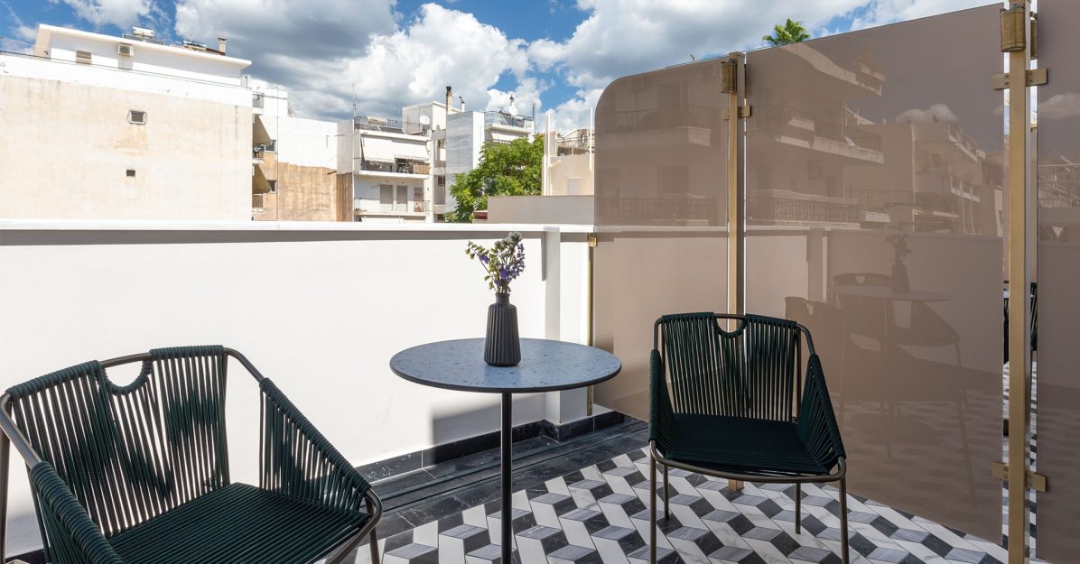 ΕΚΛΕΠΤΥΣΜΕΝΕΣ ΣΟΥΙΤΕΣ 5 Junior-Suite-City-View04