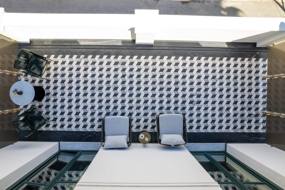 ΕΚΛΕΠΤΥΣΜΕΝΕΣ ΣΟΥΙΤΕΣ 25 TWO BED SUITE CITY VIEW 4