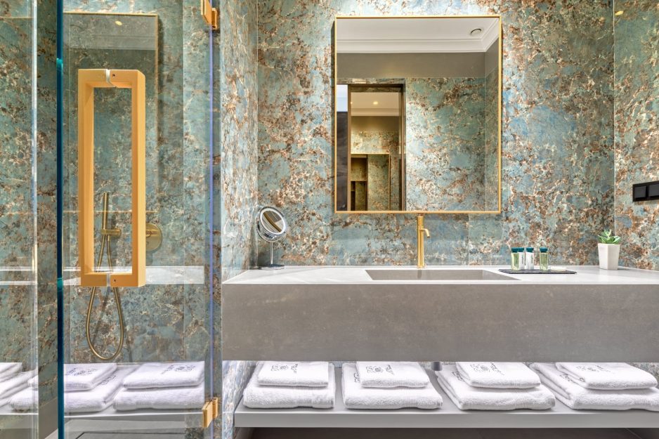 ΕΚΛΕΠΤΥΣΜΕΝΕΣ ΣΟΥΙΤΕΣ 28 TWO BED SUITE CITY VIEW 7